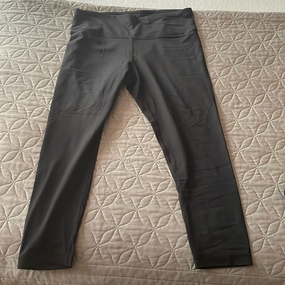 90 Degree by Reflex Legging - Midi / hits middle calf